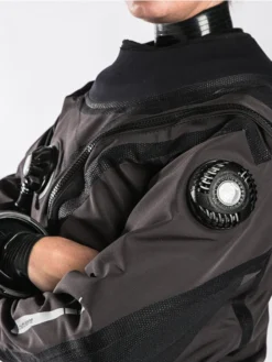 Fourth Element Argonaut 2.0 Stealth Hybrid Drysuit (Made-to-Measure) -Dry And Wet Suit Sales Store Fourth Element Argonaut 2.0 Stealth Detail Valve d3e12f9a f39f 4395 bf7c 771a081eb47b